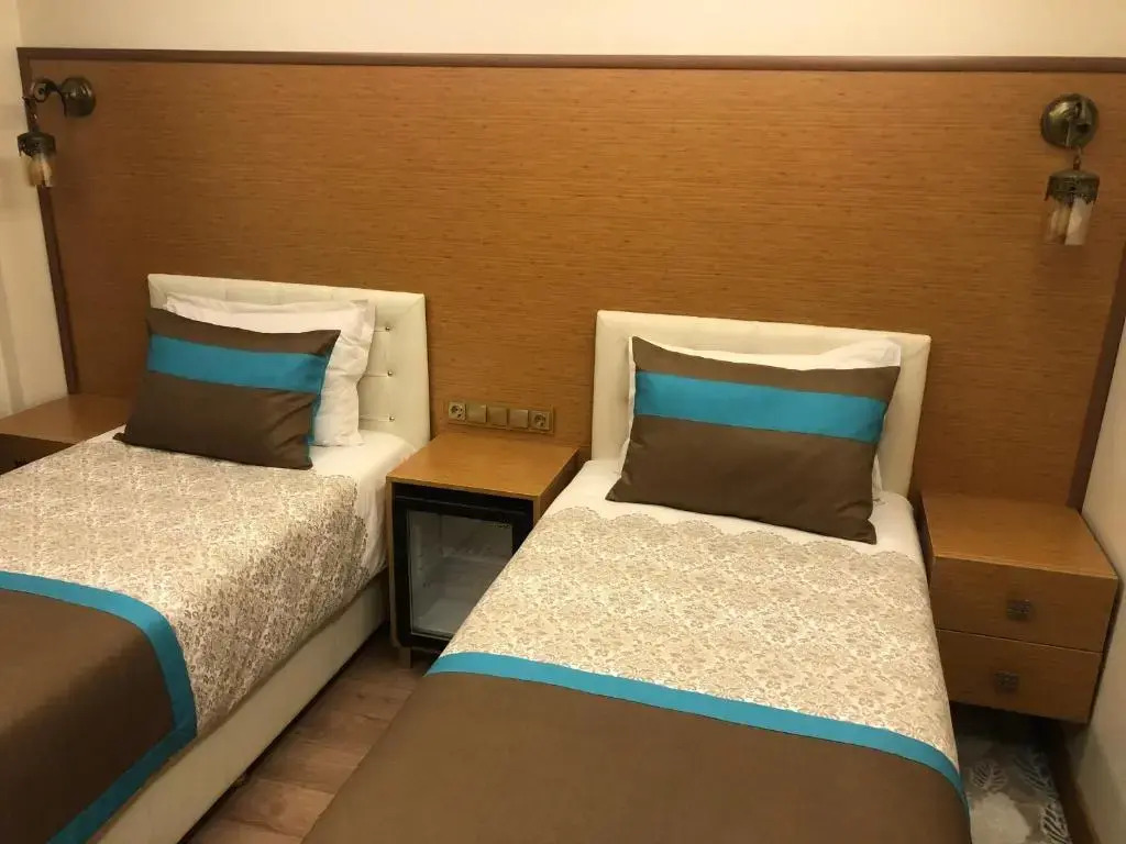 Moni̇ka Vi̇lla House