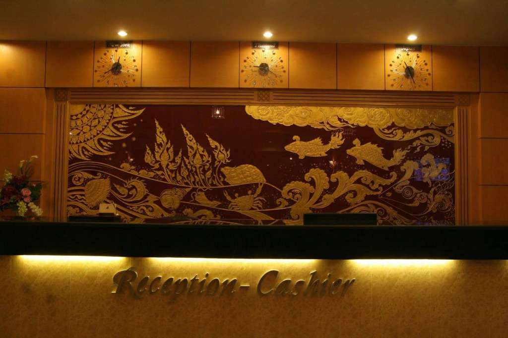Platinum hotel