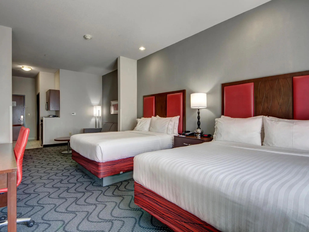 Holiday Inn Express and Suites Oklahoma City North by IHG