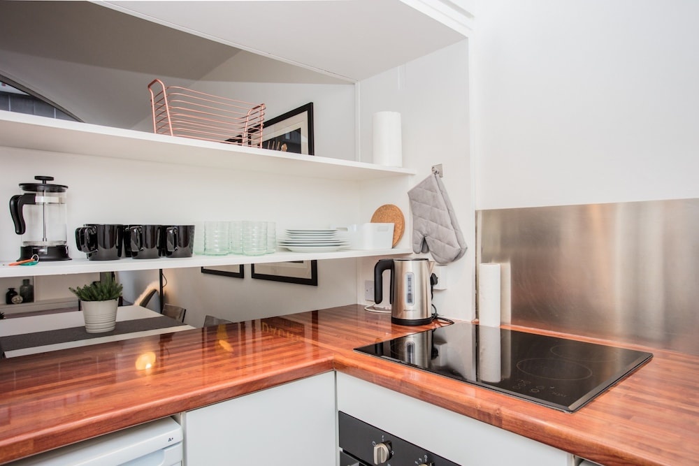 Central 2 Bed Apartment Near the Barbican