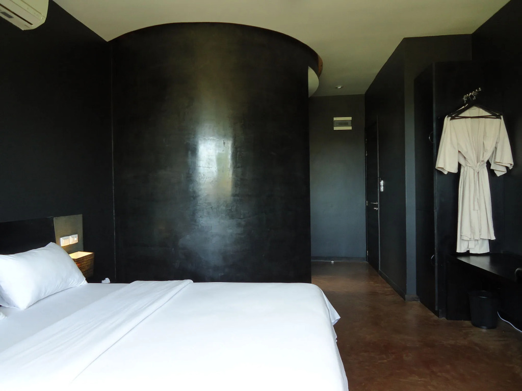 MENs Resort & Spa