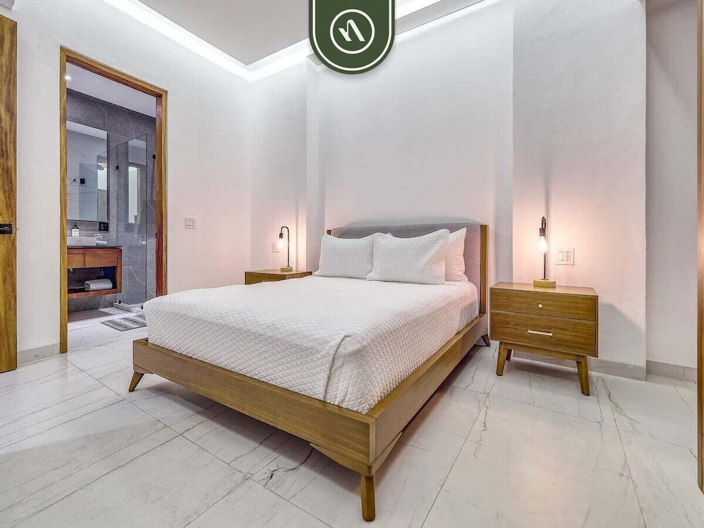 Amazing 1 BR Condo With Terrace - Rooftop Pool