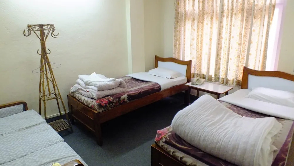 Hotel Dolphin