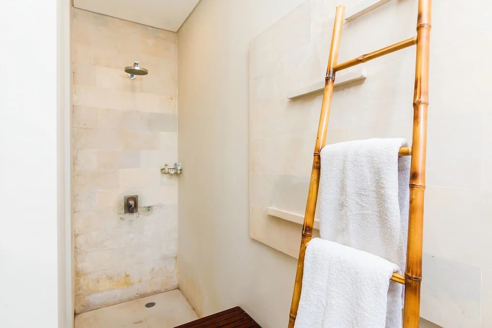 ZEN Premium Umalas Bumbak Villa