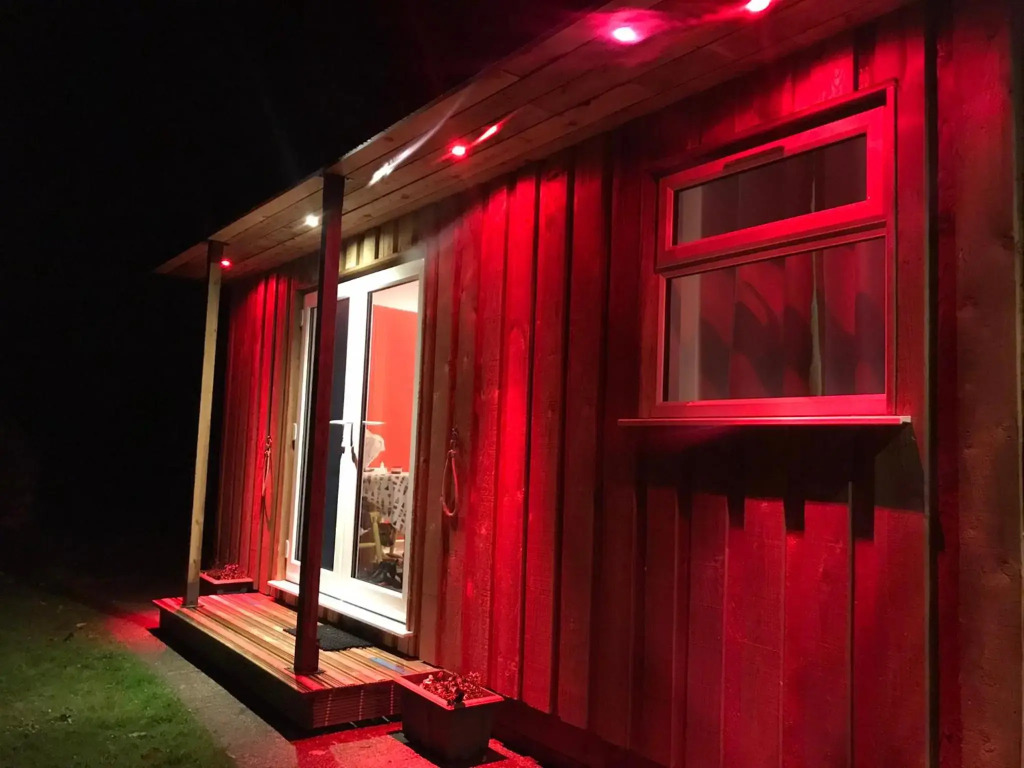 Woodpecker Glamping Cabin