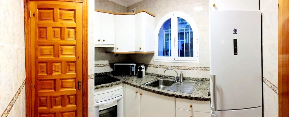 Nice Bungalow Close To The Sea And Services