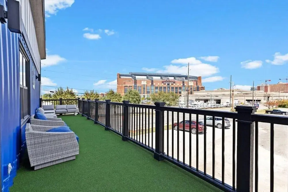 Indy Stadium Villas 711 L