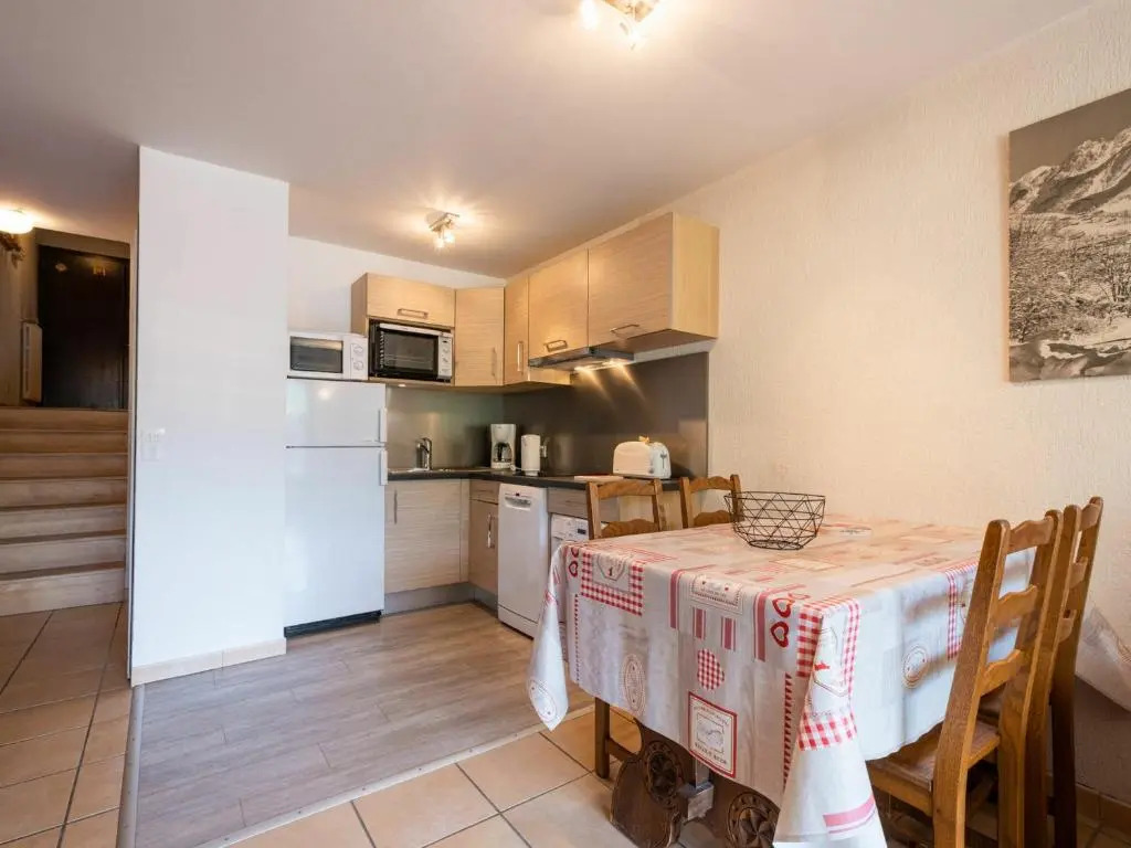 Appartement La Clusaz, 2 pièces, 4 personnes - FR-1-304-12