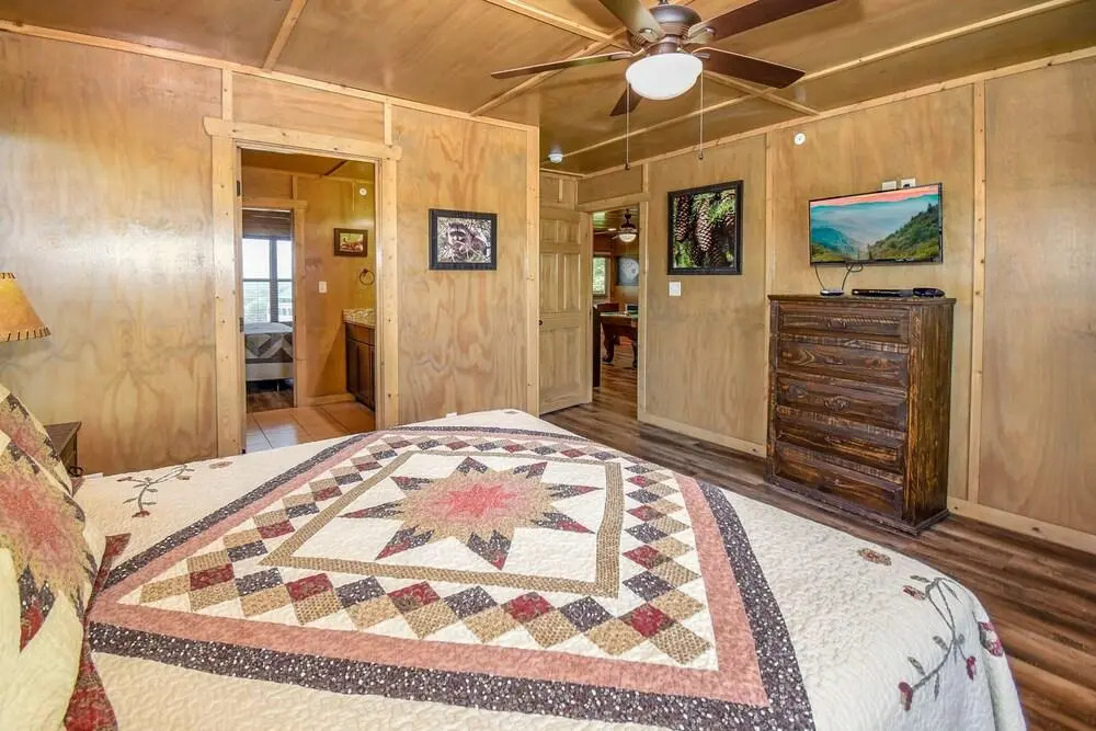 Spacious 10bd 6ba in Heart of Smokies