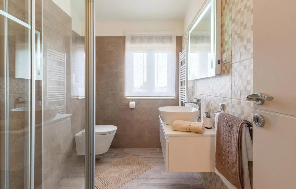Gorgeous Home In Radeki Polje With Sauna