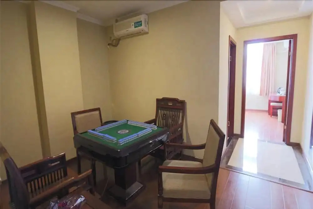 GreenTree Inn Shanghai PVG HuaXia East Rd Station Hotel
