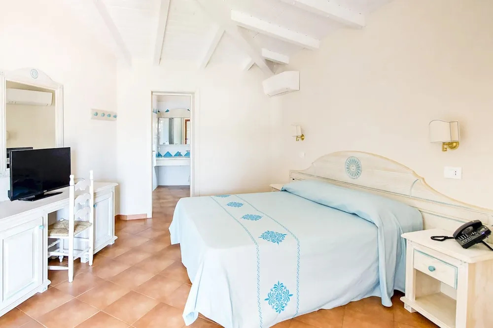 Marina Torre Navarrese Resort