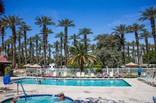 Palm Springs Camping Resort Cabin 3