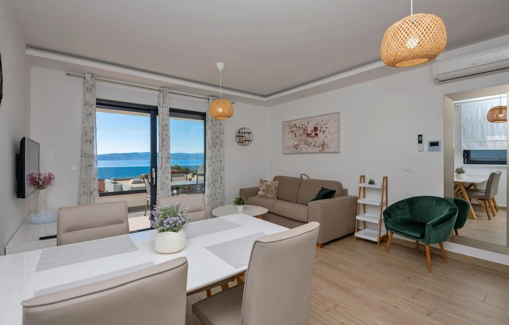 Nice Apartment in Baska Voda With 1 Bedrooms, Heated Swimming Pool and Swimming Pool