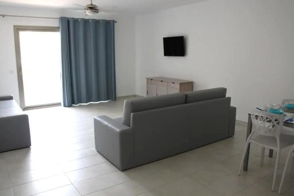 Aparthotel Puerto Cala Vadella