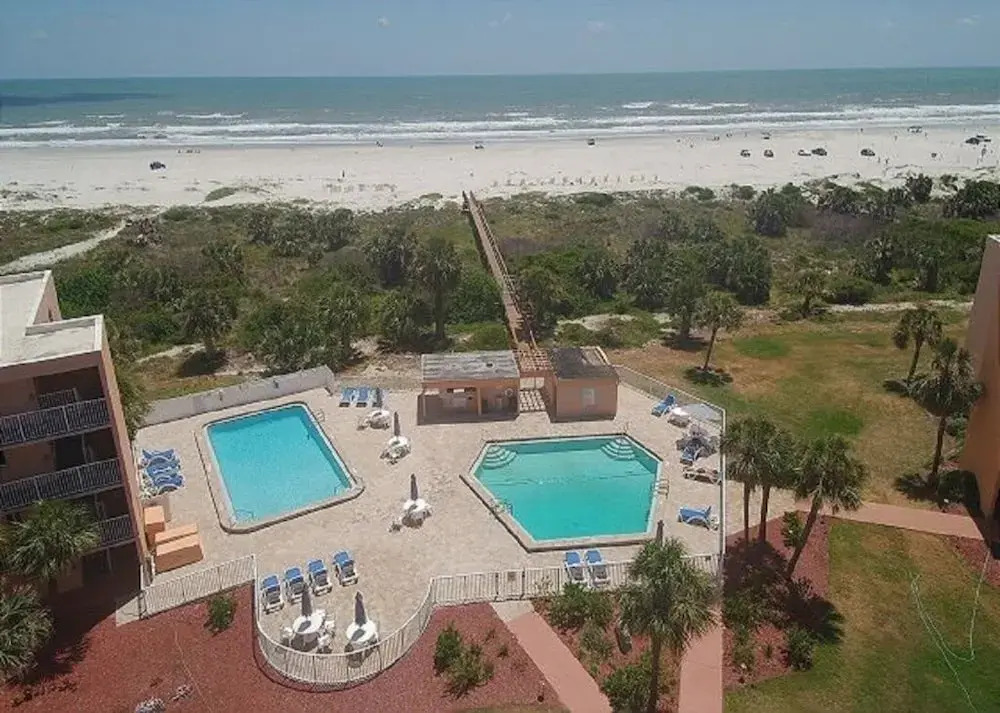 Stbt 405: Beachside Condo With Pool & Elevator 2 Bedroom Condo