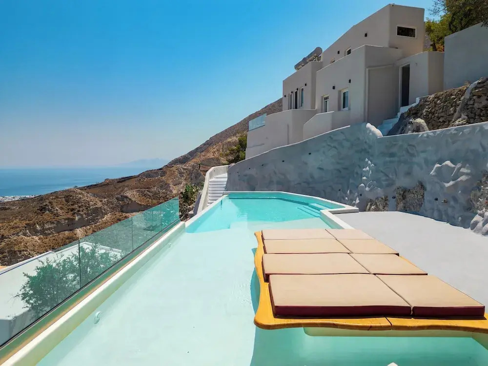 Eolithos Suites