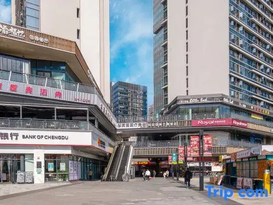 Yunshuiju Hotel Apartment (East Railway Station Universal Hui Branch)