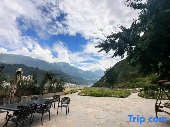 Taiji B&B Hotel