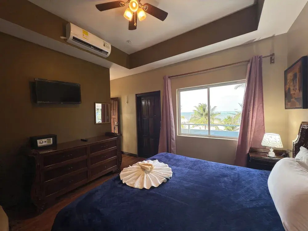 Hotel Royal Blue & Golf Cart Rental