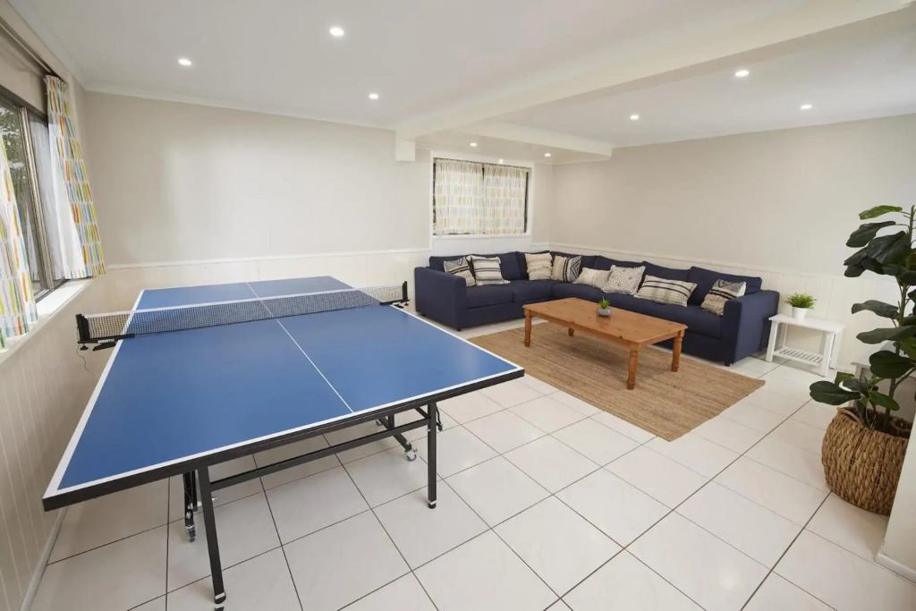 Straddie House