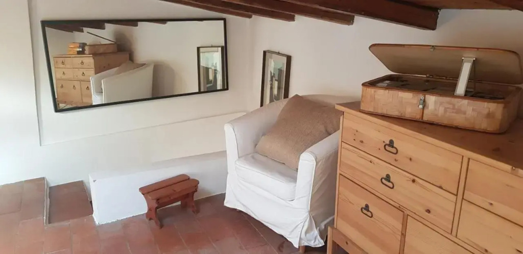 House on the Hills, 10 minutes from city center