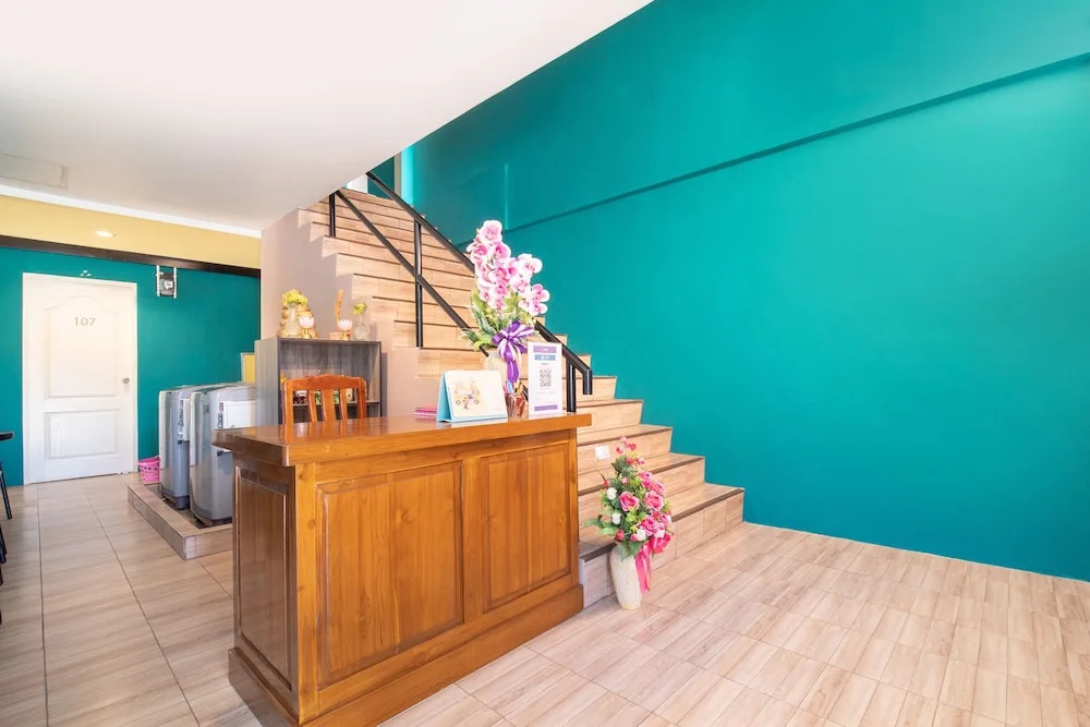 OYO 784 Brown Home Sattahip