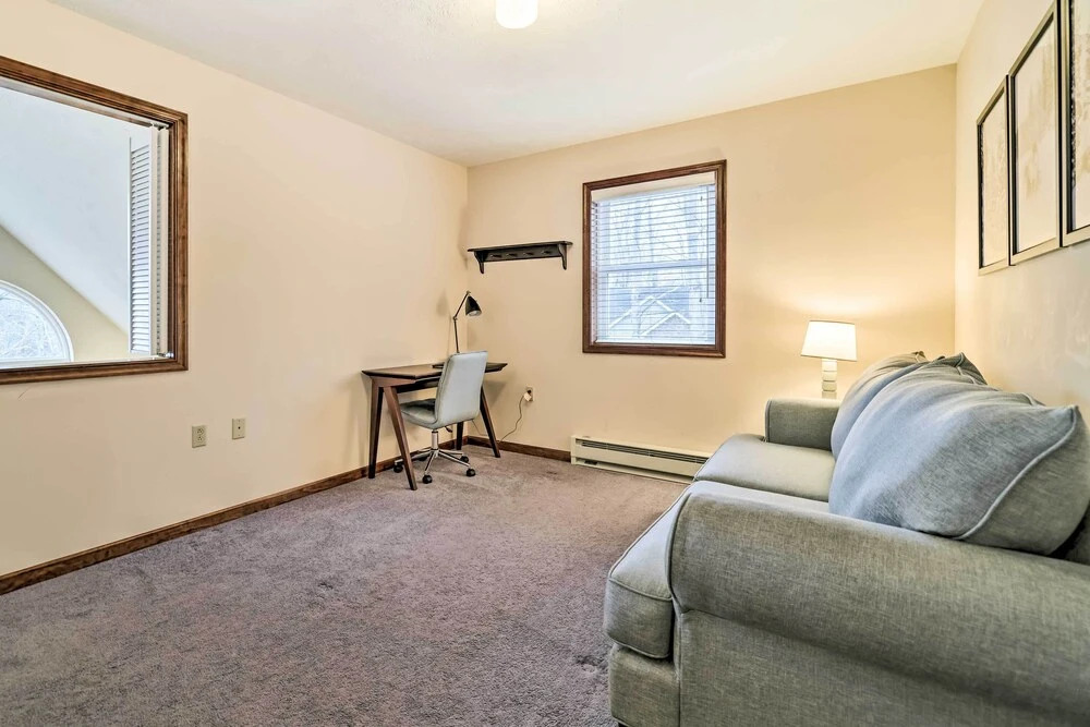 Home in Arrowhead Lake Pocono PA - Lake Access, Hot Tub, Fire Pit, and Amenities Included
