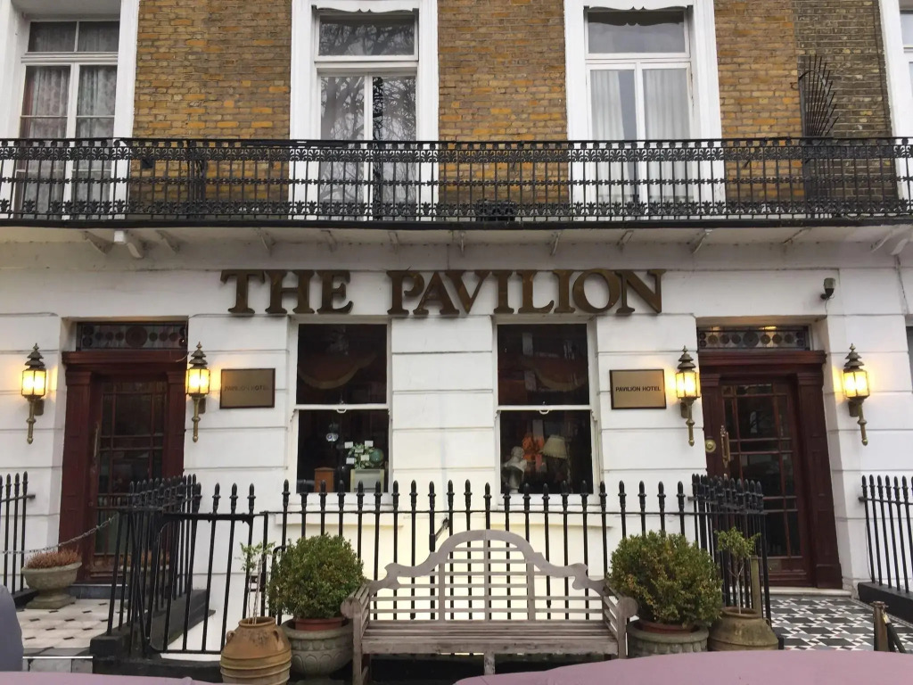 Pavilion Hotel