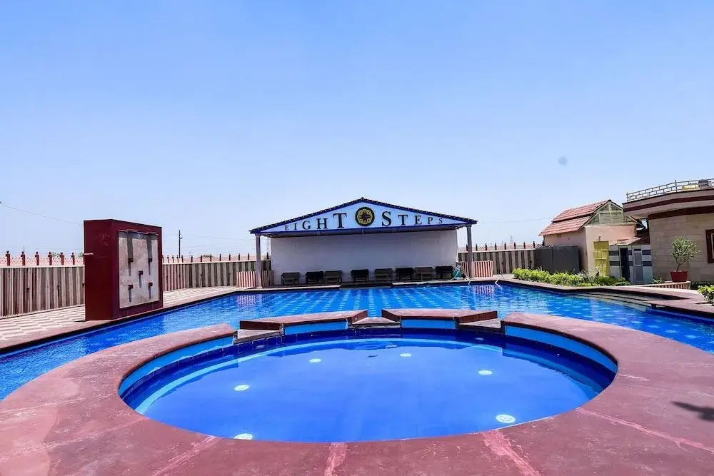 Eight Steps Resort By OYO Rooms