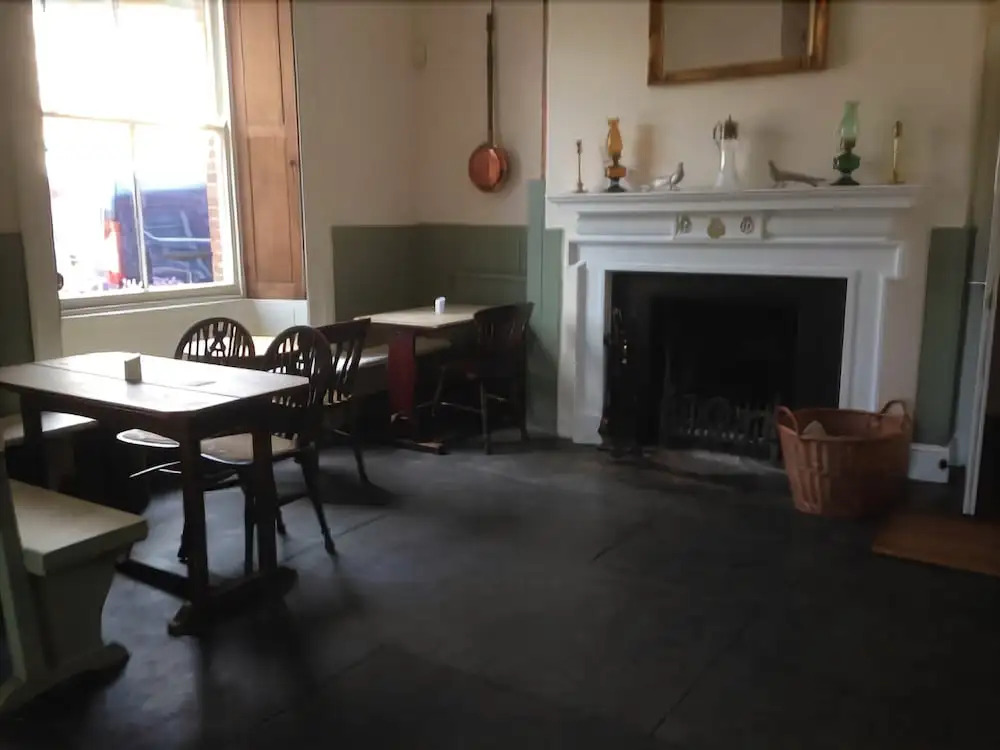 The Somerset Arms