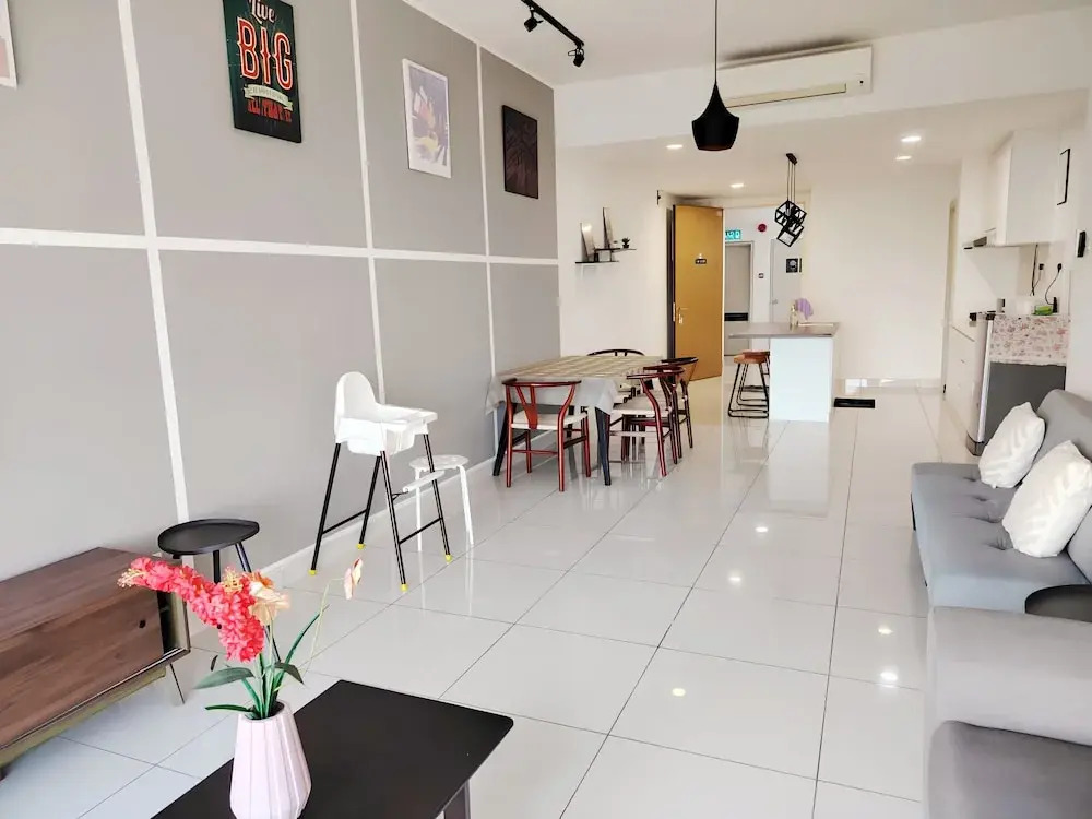 Cityview Southkey 2BR2FREE 16FL By Natol