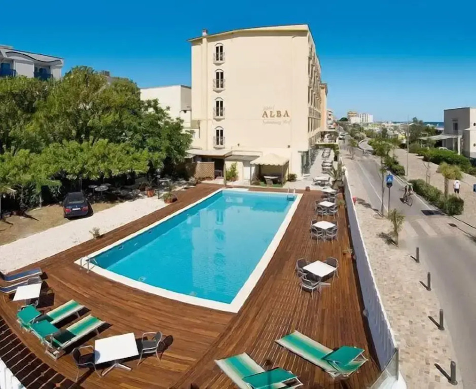 Hotel Alba