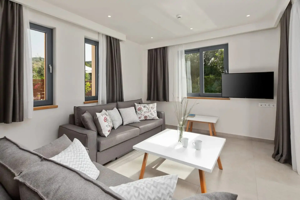 Perithia Suites