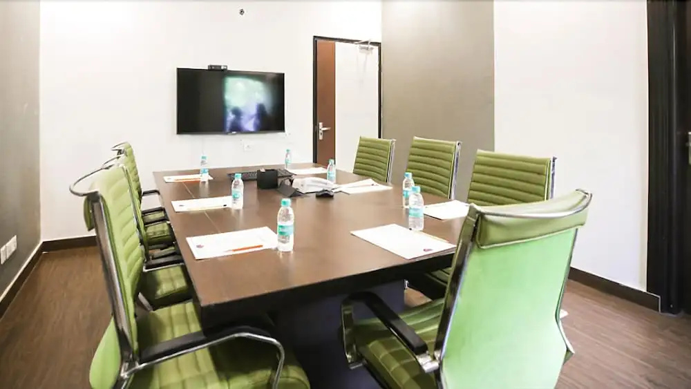 Hotel La Suite Gurugram