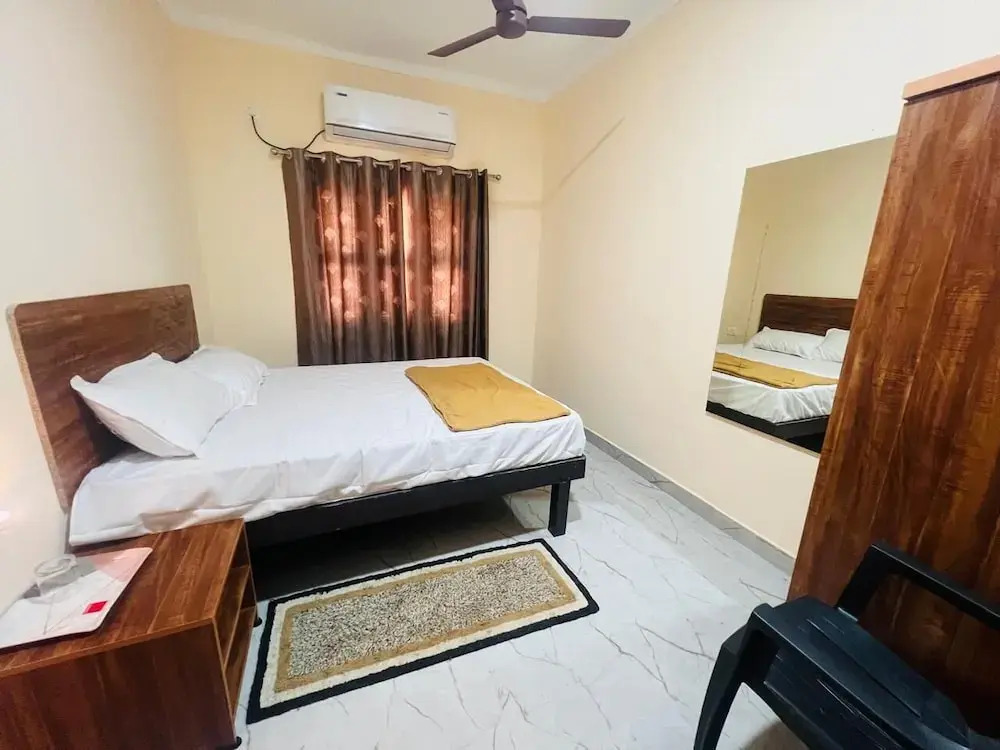 Aashira Residency