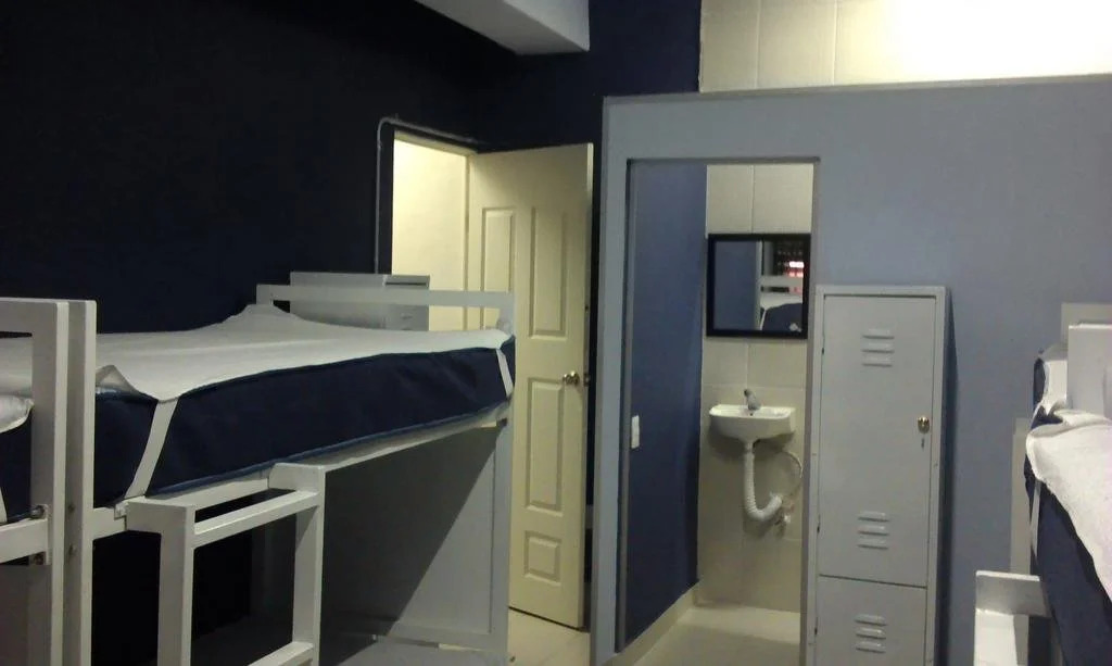 Hostel Oasis Centro by oyo rooms