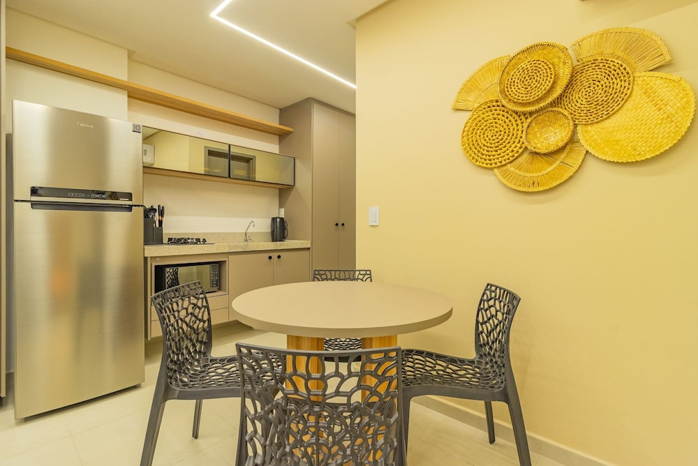 Icon Housi em Boa Viagem Perto do Shopping Recife e a 300m do Mar | By Carpediem