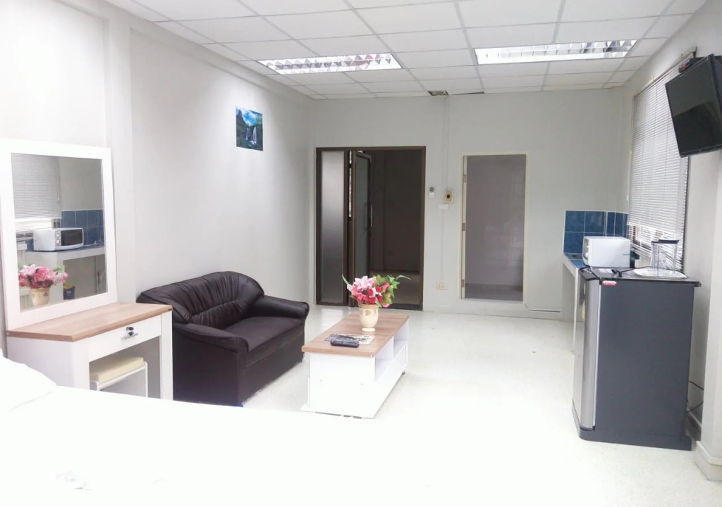 Royal Anand Guest House