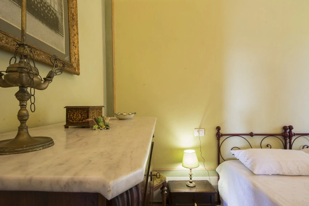 A Path of Relaxation and History Between Vineyards and Olive Trees