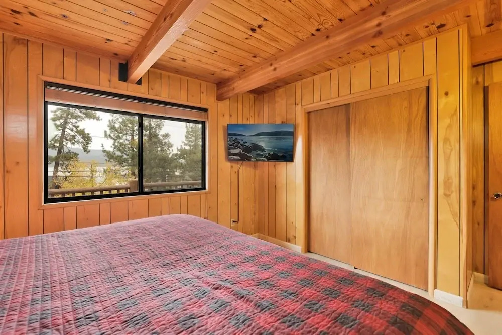 Lakeview Pines Log Cabin #2585