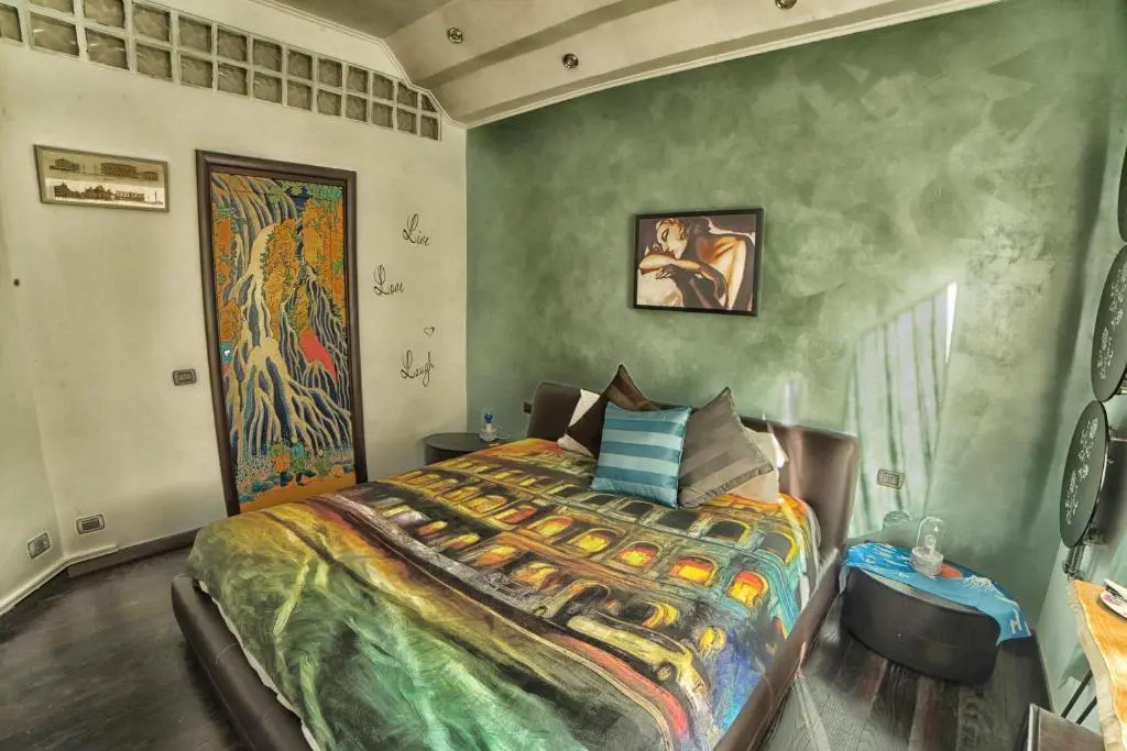 Fly B&B