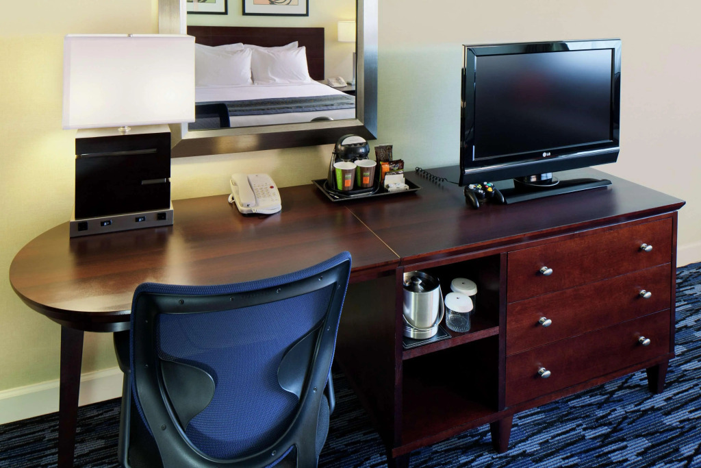 DoubleTree by Hilton Norwalk