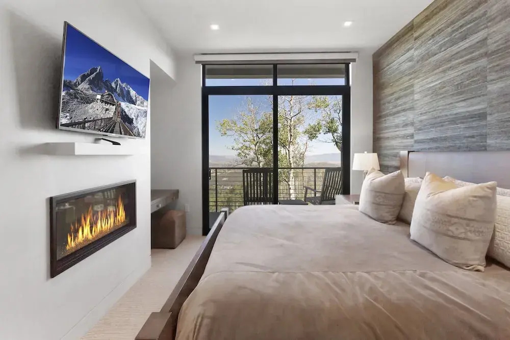 One Empire Pass at Deer Valley Resort - Three Bedroom Residence #402 3 Condo