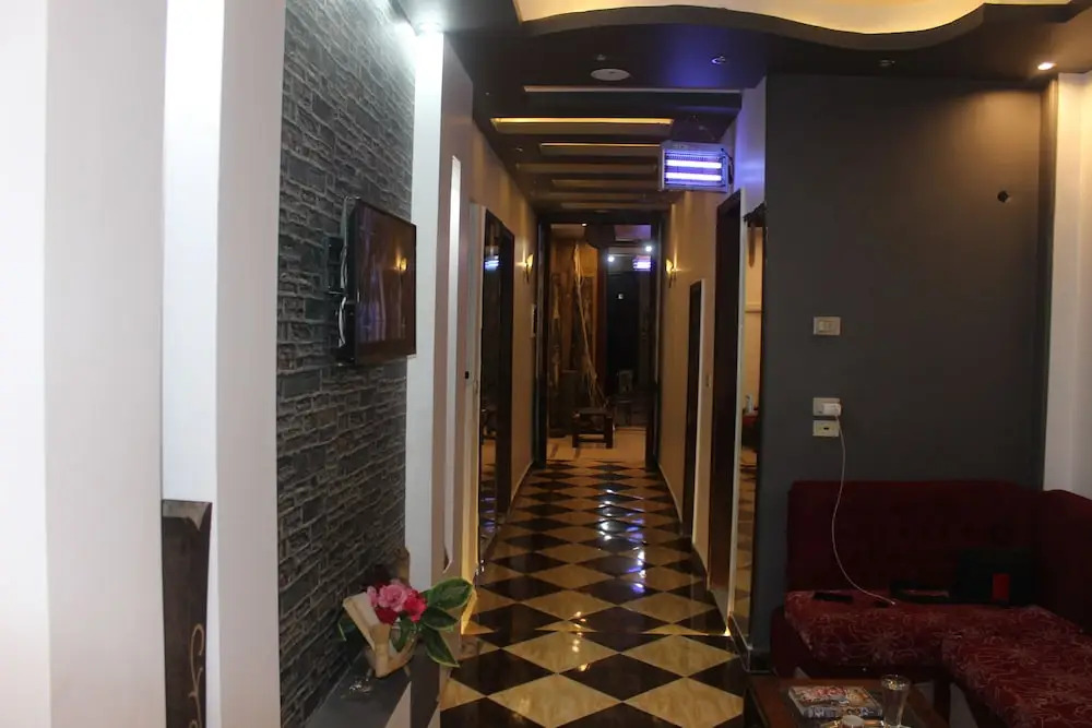 Family Palace Hotel