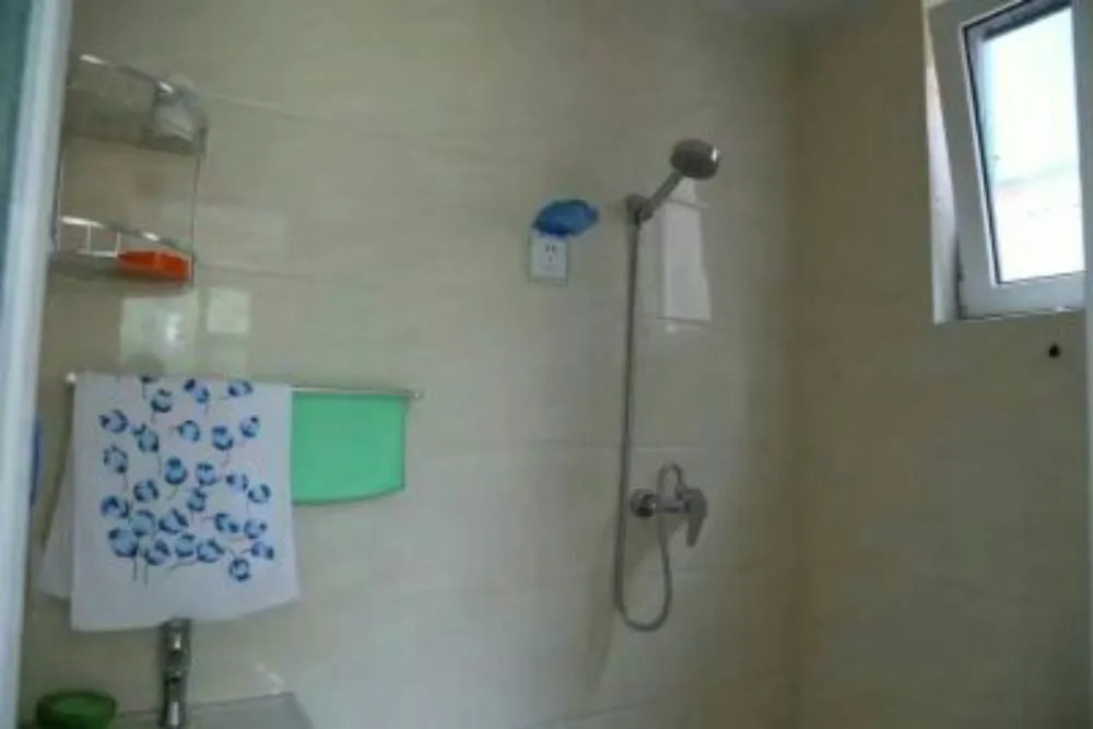 Qingdao Paradise Seaview Cottage