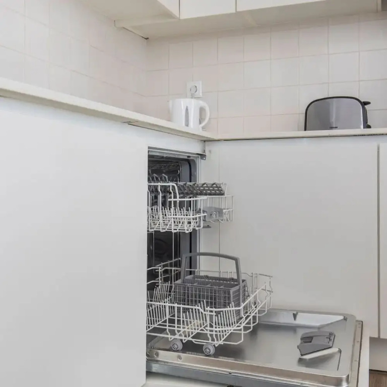 Ando Living - Abrantes Townhouse