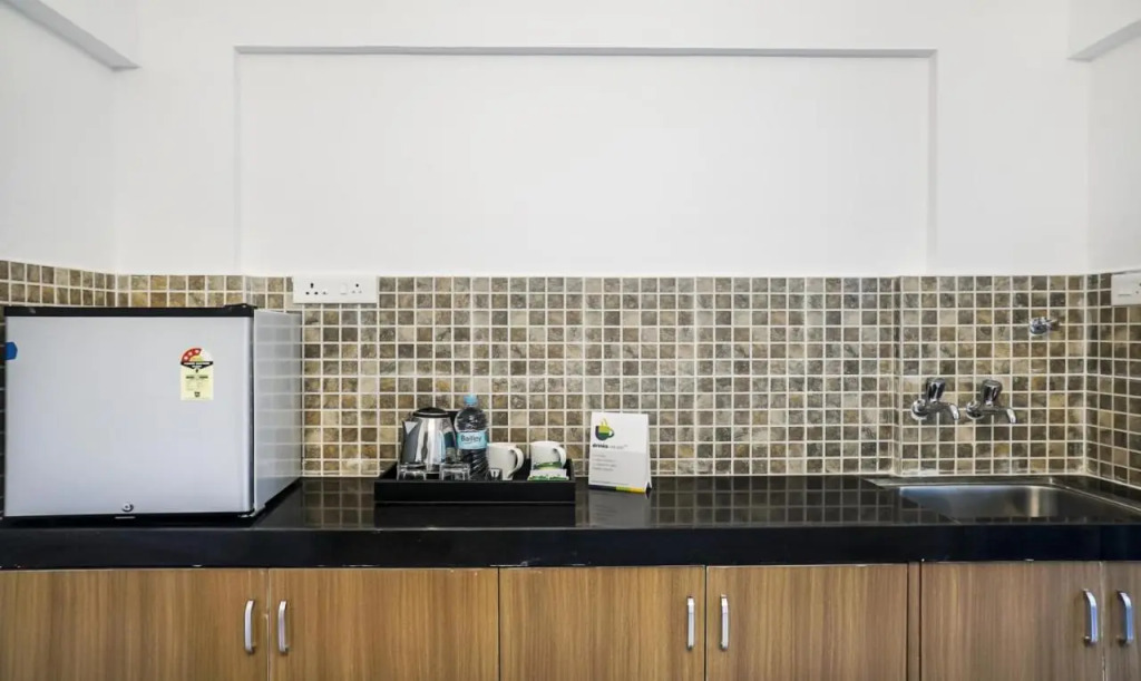 Treebo Luxe Suite, Shivaji Nagar