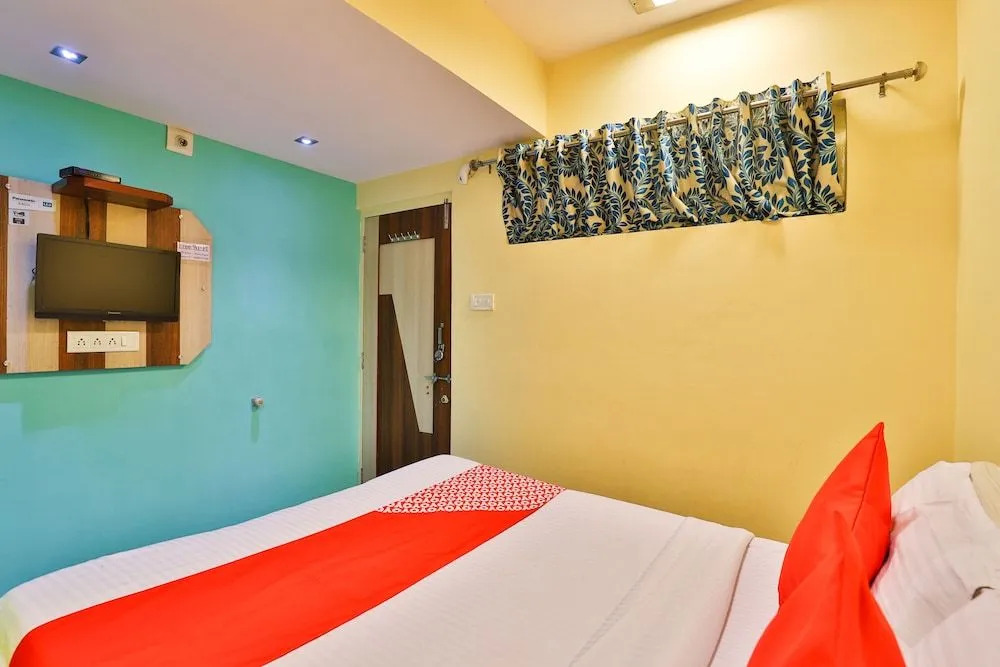 OYO 2284 Hotel Honey Bunny