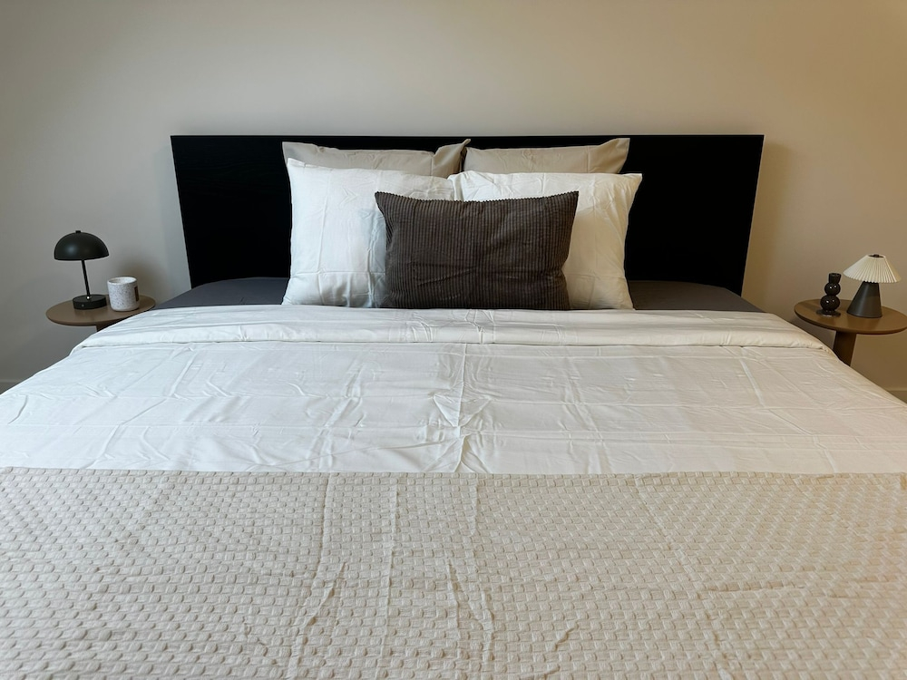 Spacious 5BR Retreat for Groups for 18P